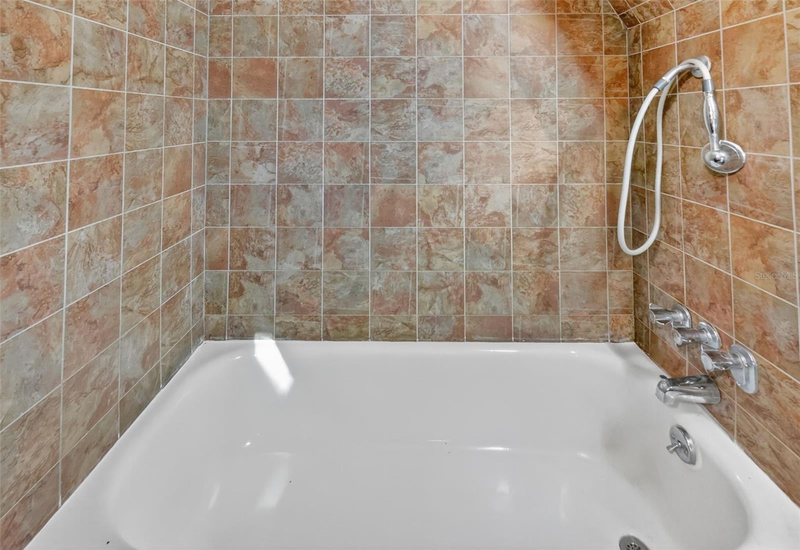 DEEP WOODS - Residential