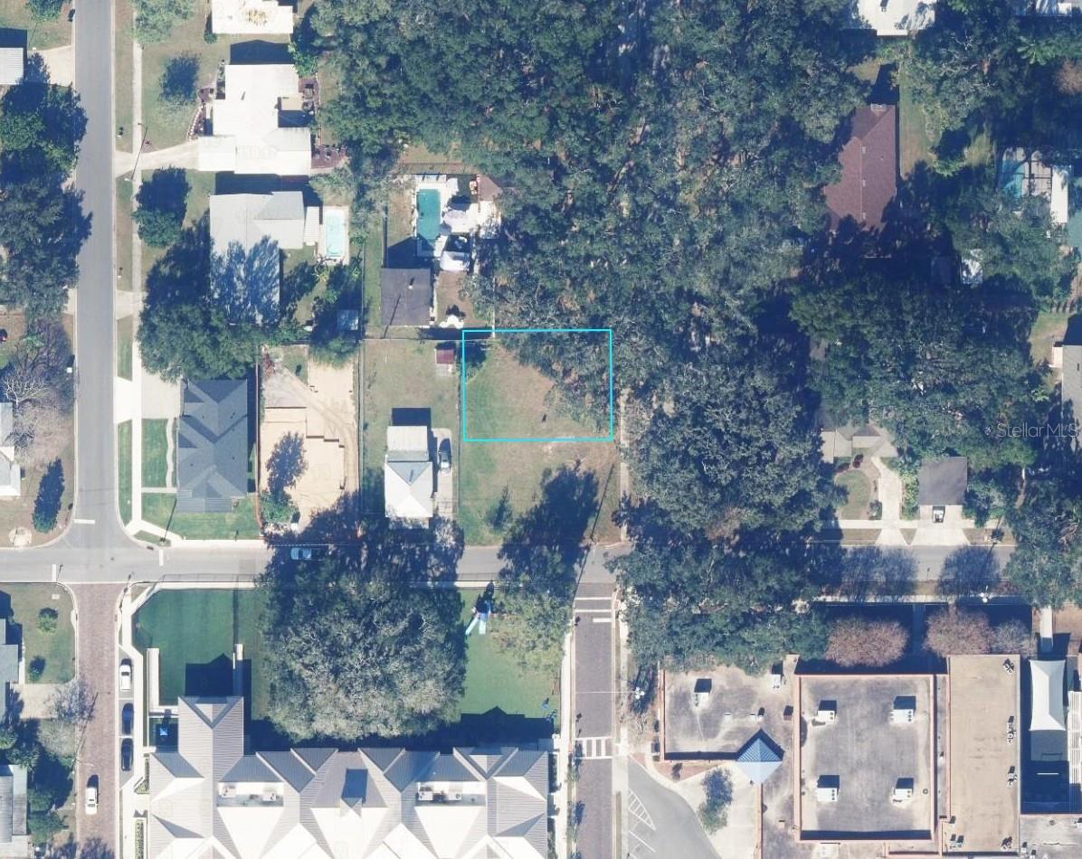 206 N WOODLAND STREET