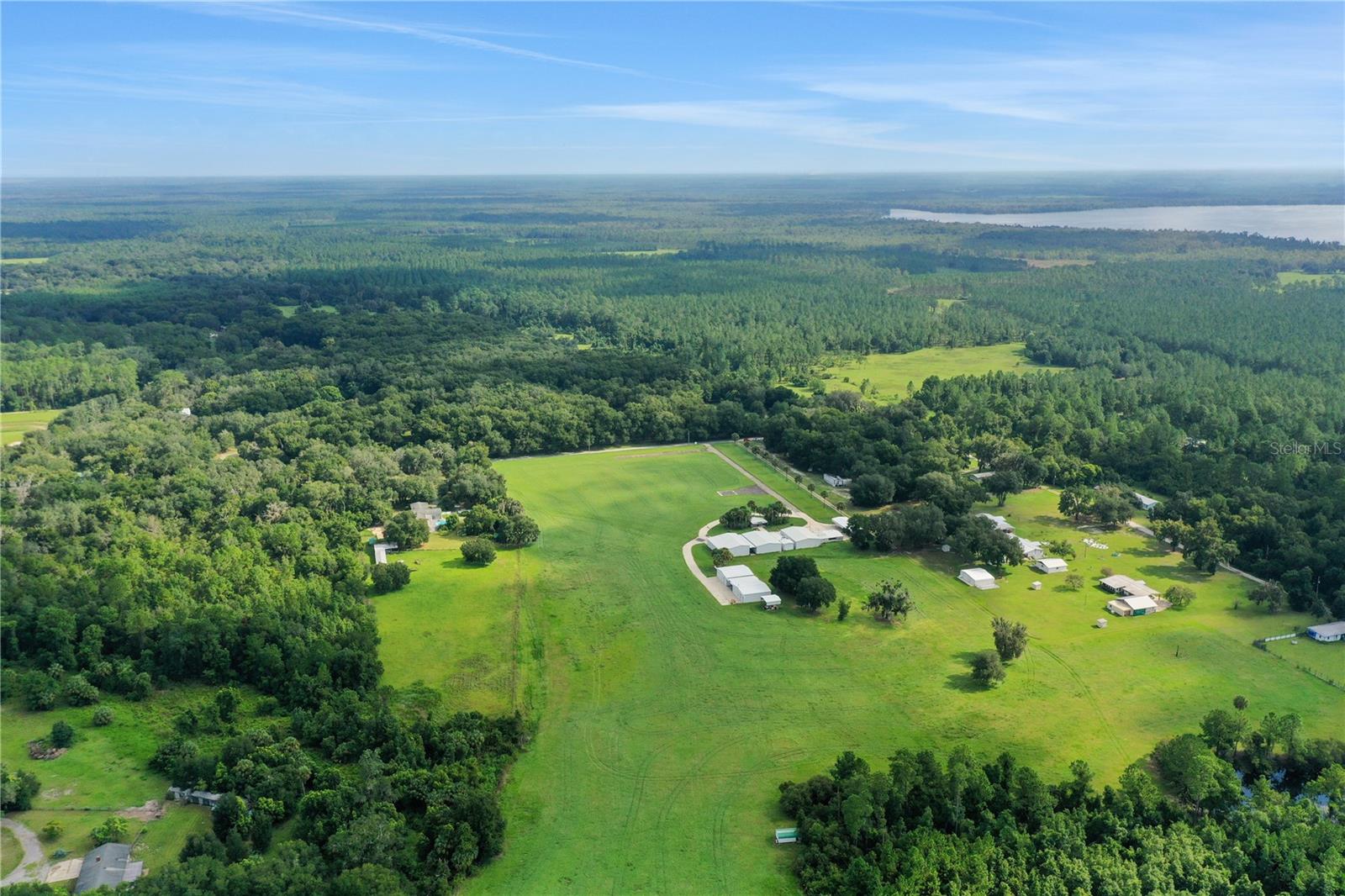 POMONA PARK PRIVATE AIRPORT - Commercial Sale