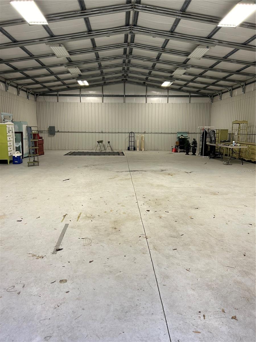 POMONA PARK PRIVATE AIRPORT - Commercial Sale