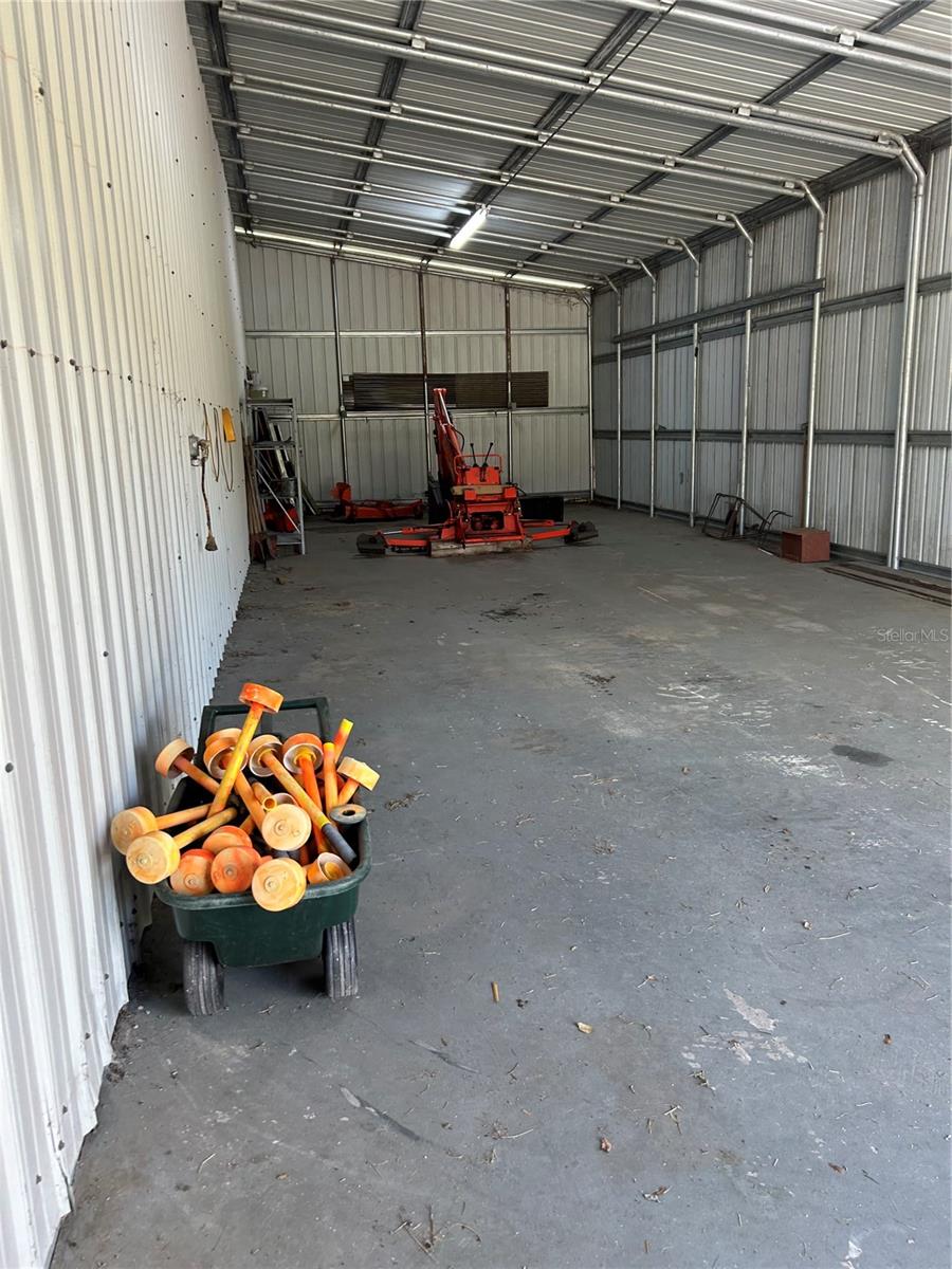 POMONA PARK PRIVATE AIRPORT - Commercial Sale