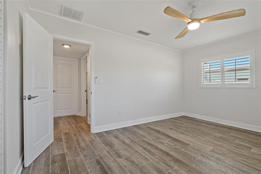 listing image 59