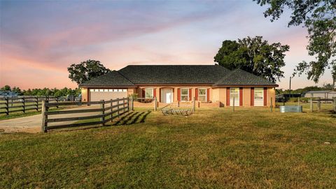 Photo of 5826 Fussell Road, Polk City, FL 33868 (MLS # L4957129)