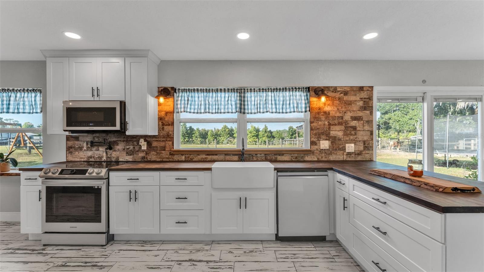 STAGECOACH ESTATES PHASE 1 - Residential