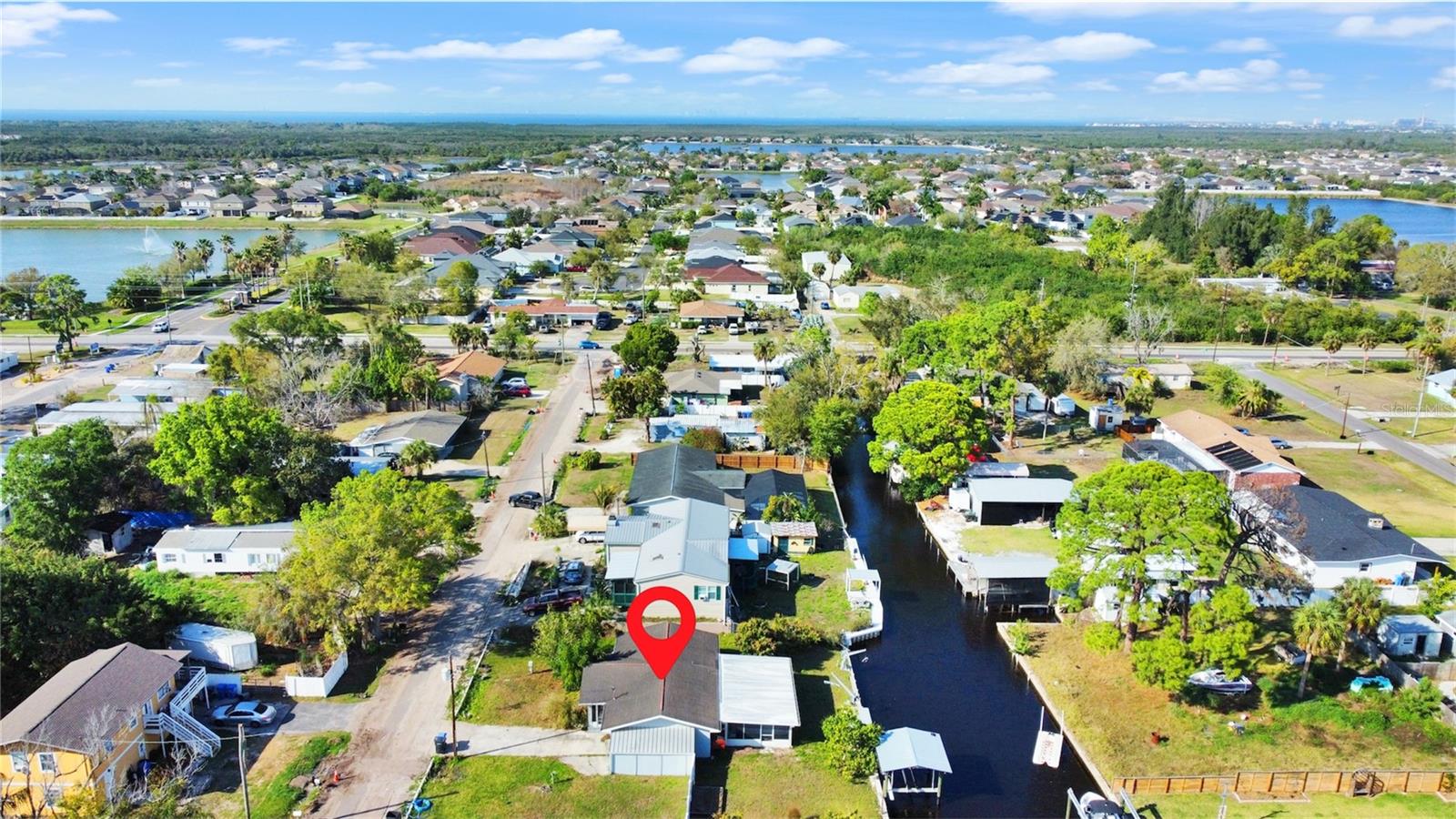 CAREYS PIRATES POINT - Residential