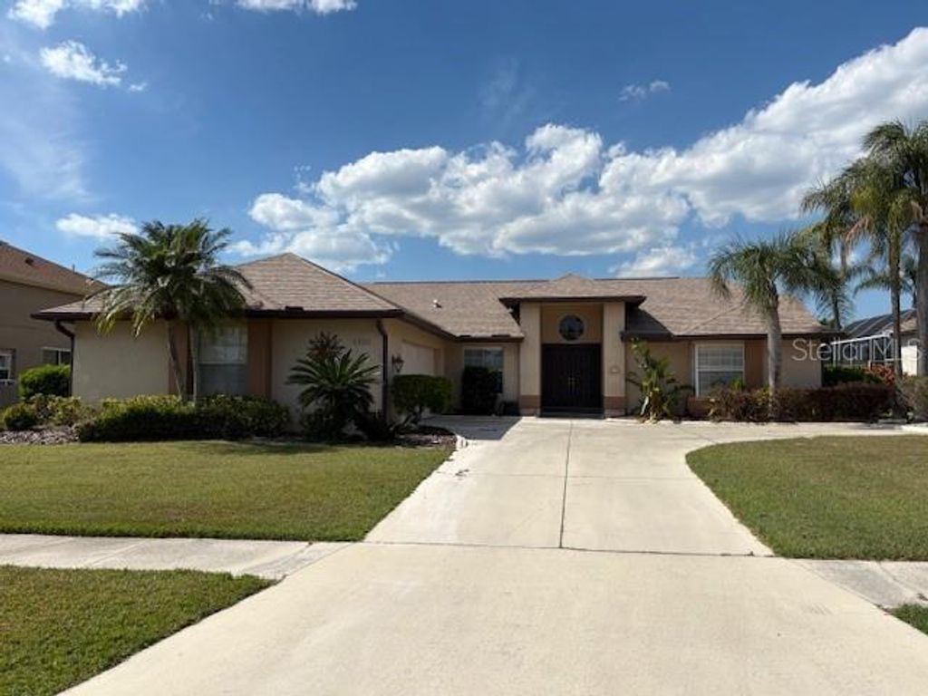 Photo of 4906 Peridia Boulevard E, Bradenton, FL 34203 (MLS # A4644247)