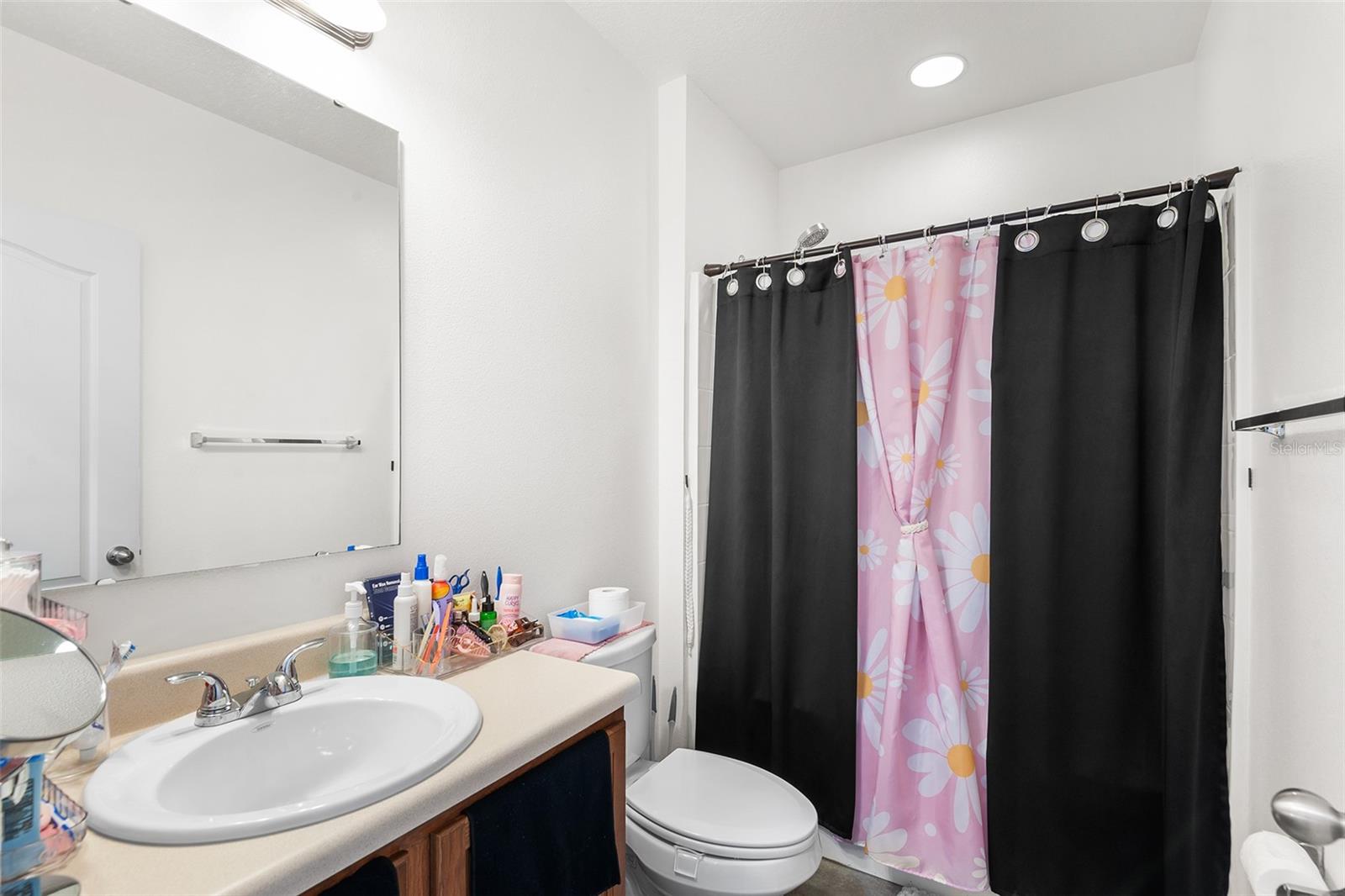 HAINES RIDGE PH 01 - Residential