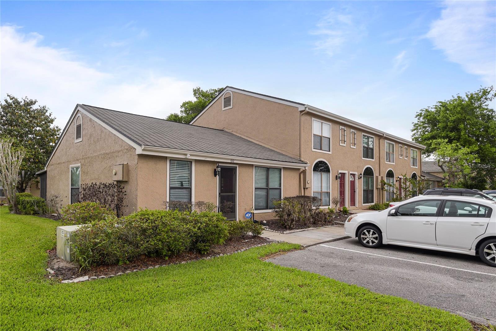 CASA PARK VILLAS PH 1 - Residential