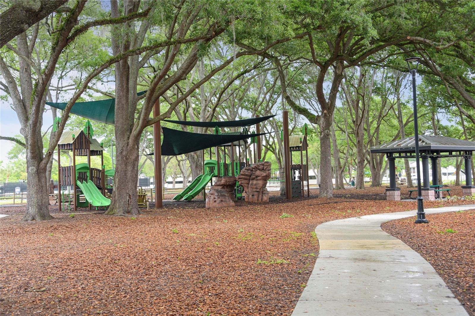 CASA PARK VILLAS PH 1 - Residential