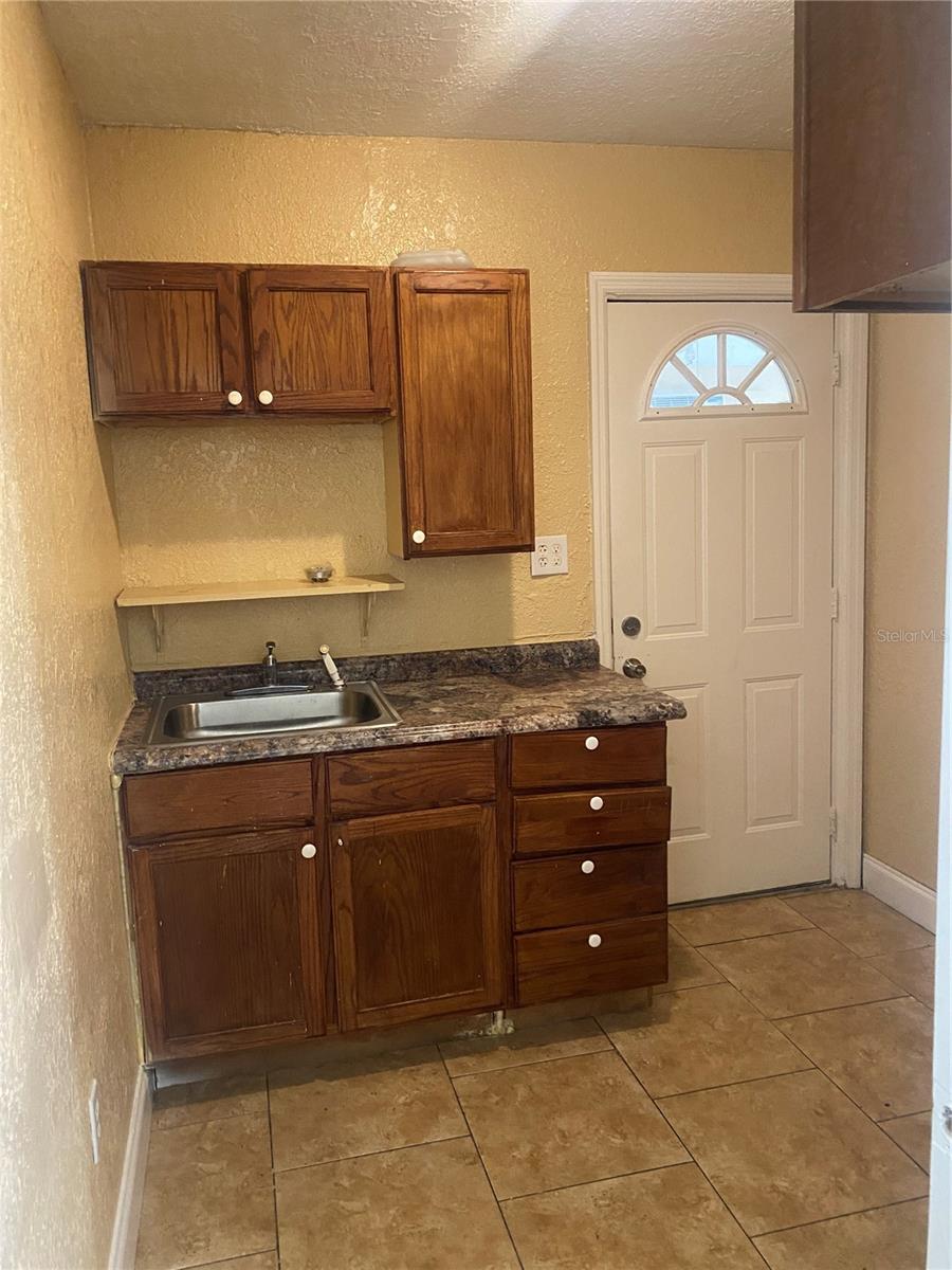 AZALEA PARK ANNEX REP - Commercial Sale