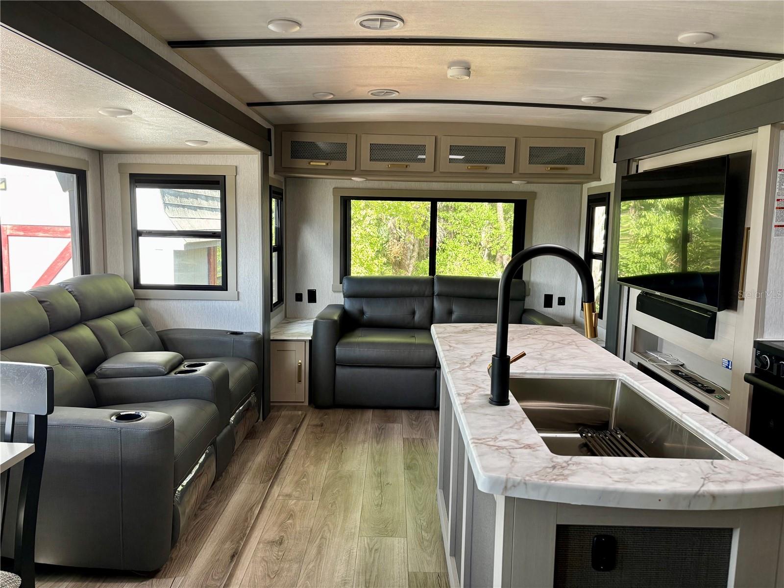 TOWN PARK AT THE WILDERNESS RV PARK ESTATES - Land