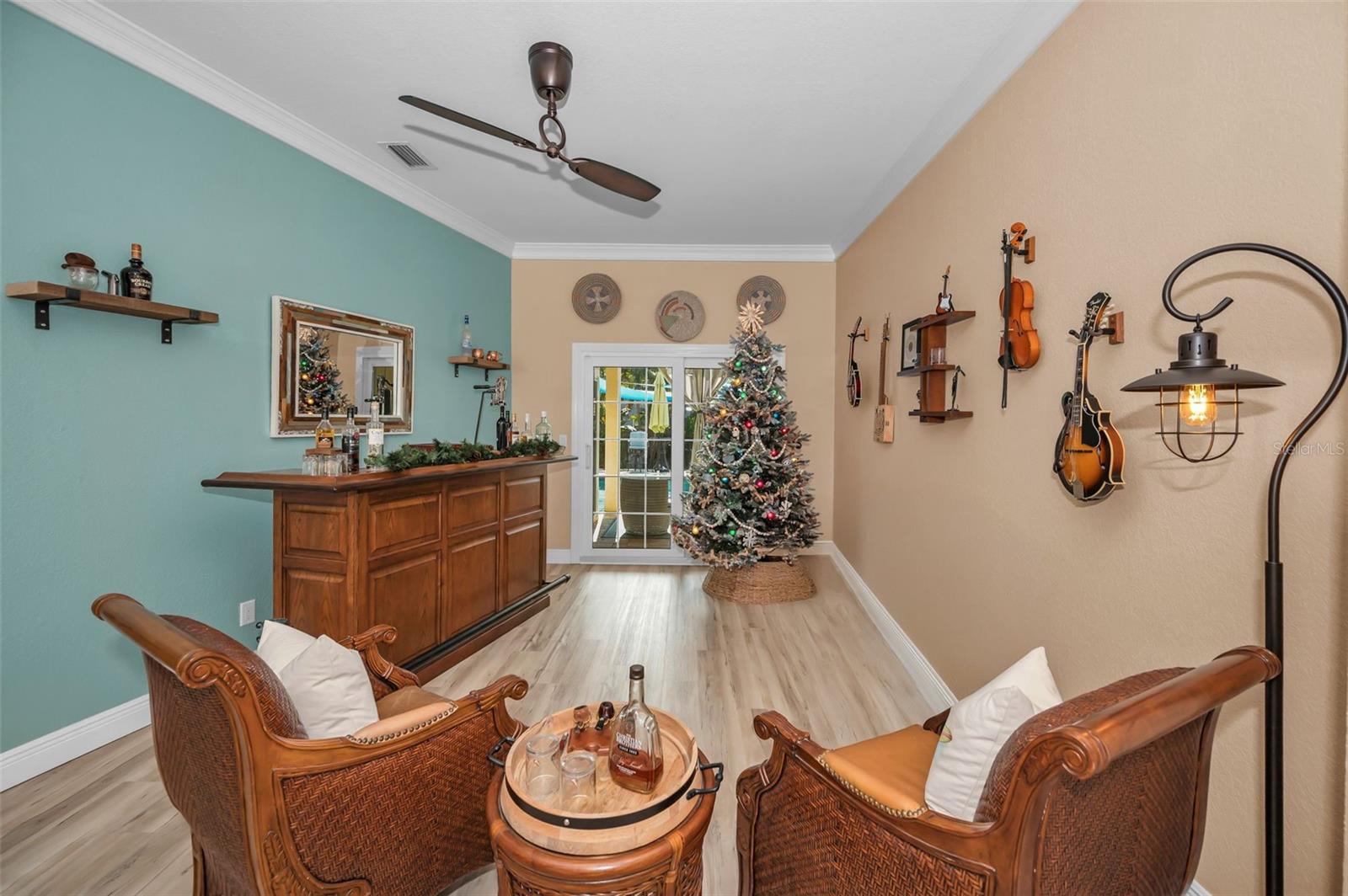 BAYSHORE TERRACE - Residential