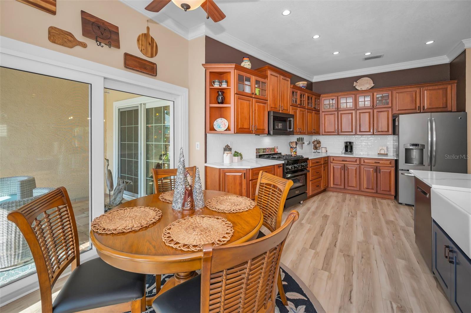 BAYSHORE TERRACE - Residential