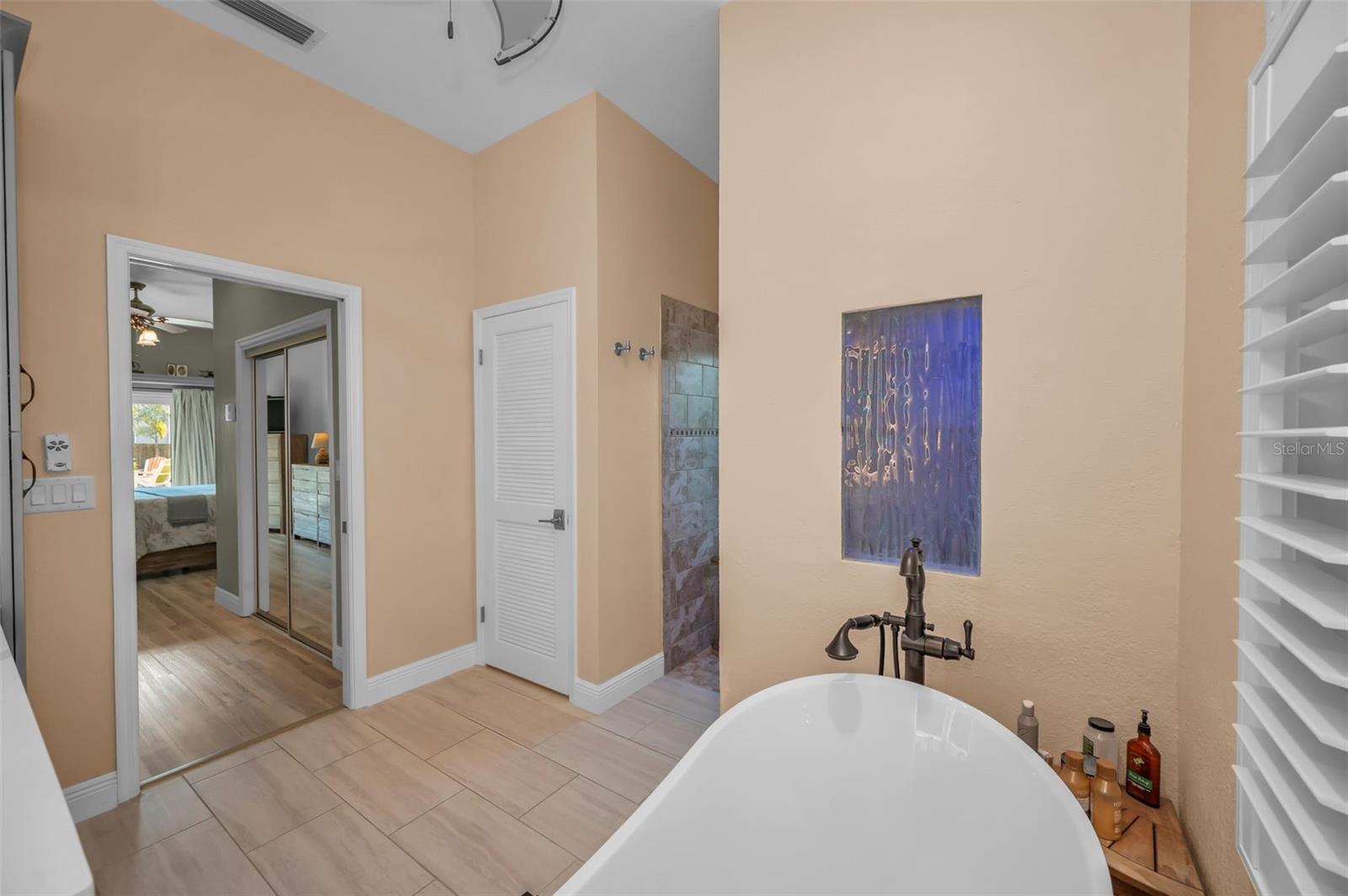 BAYSHORE TERRACE - Residential