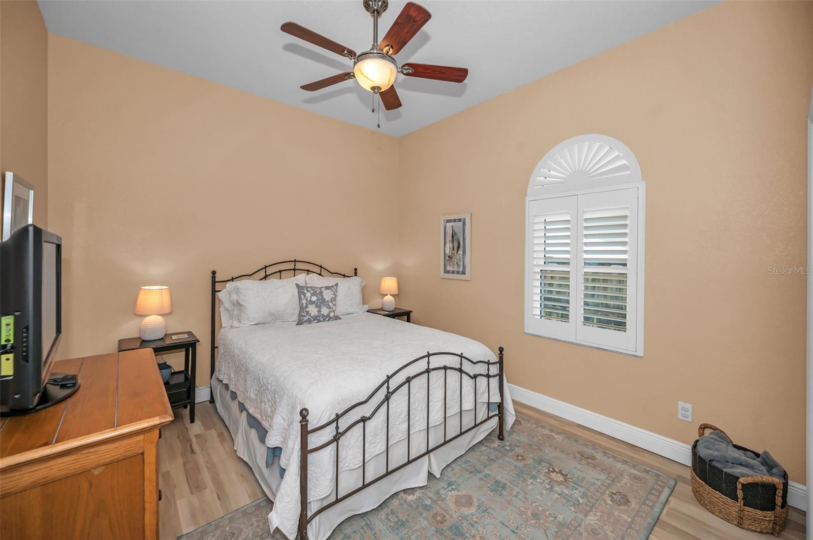 BAYSHORE TERRACE - Residential