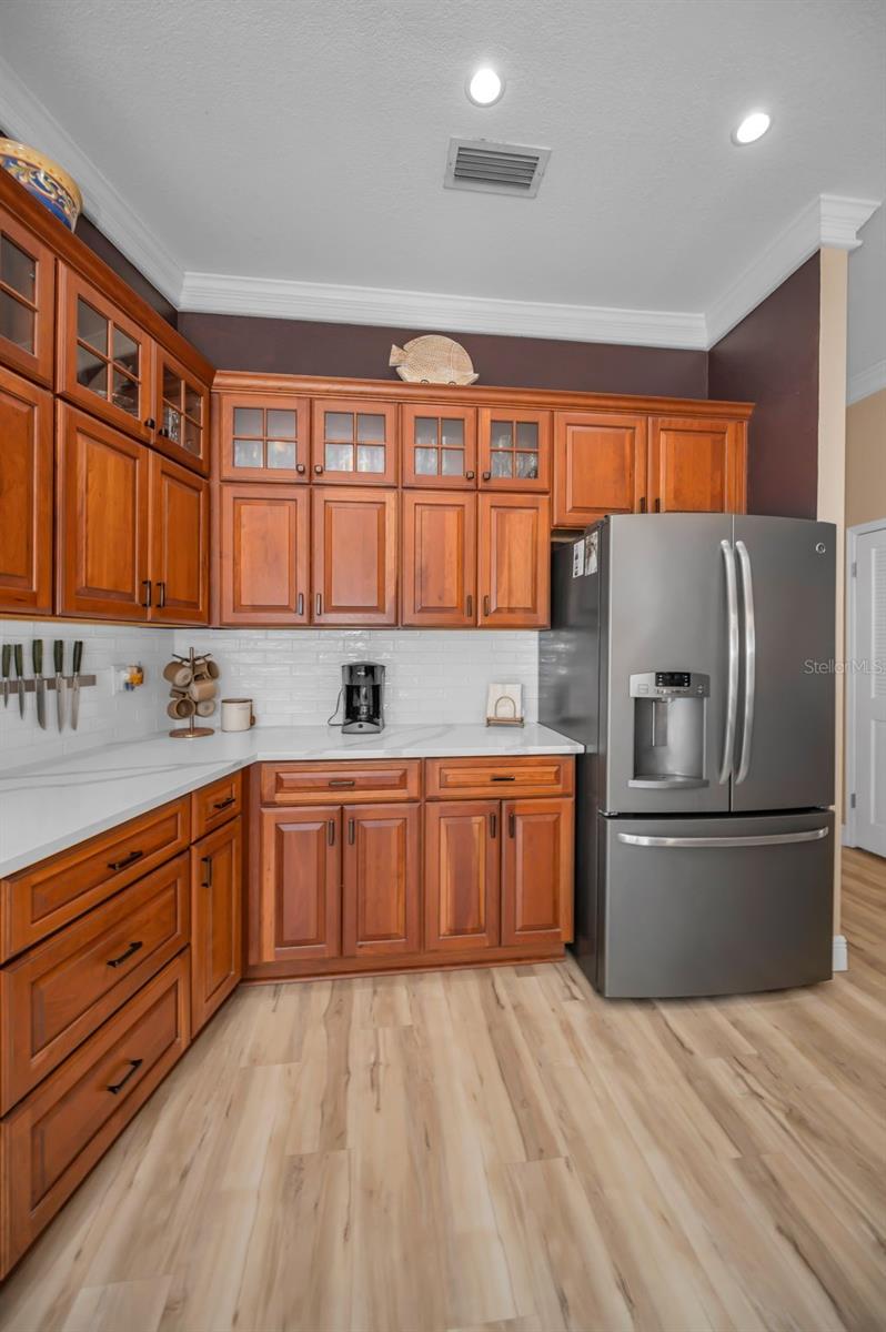 BAYSHORE TERRACE - Residential