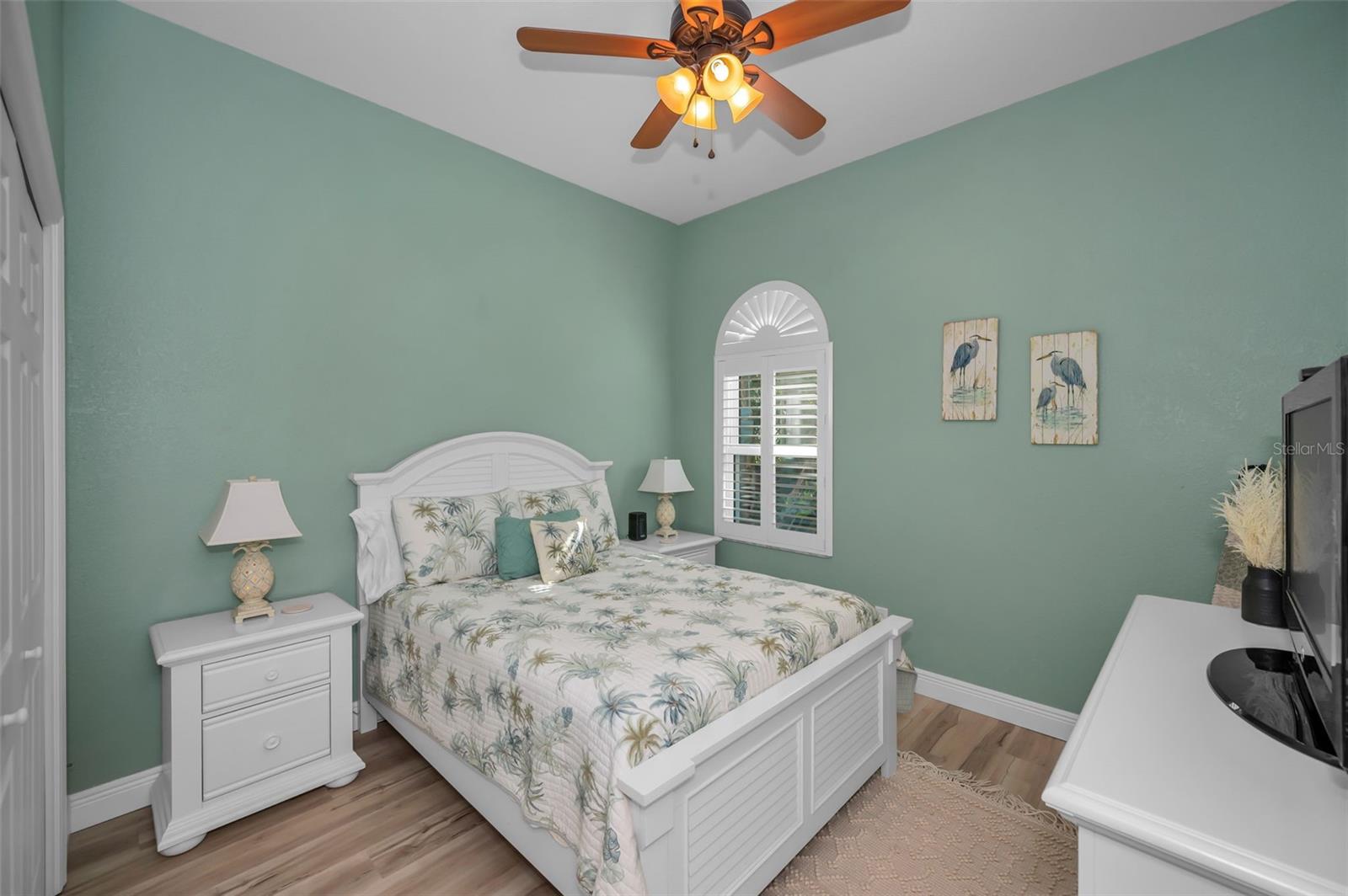 BAYSHORE TERRACE - Residential