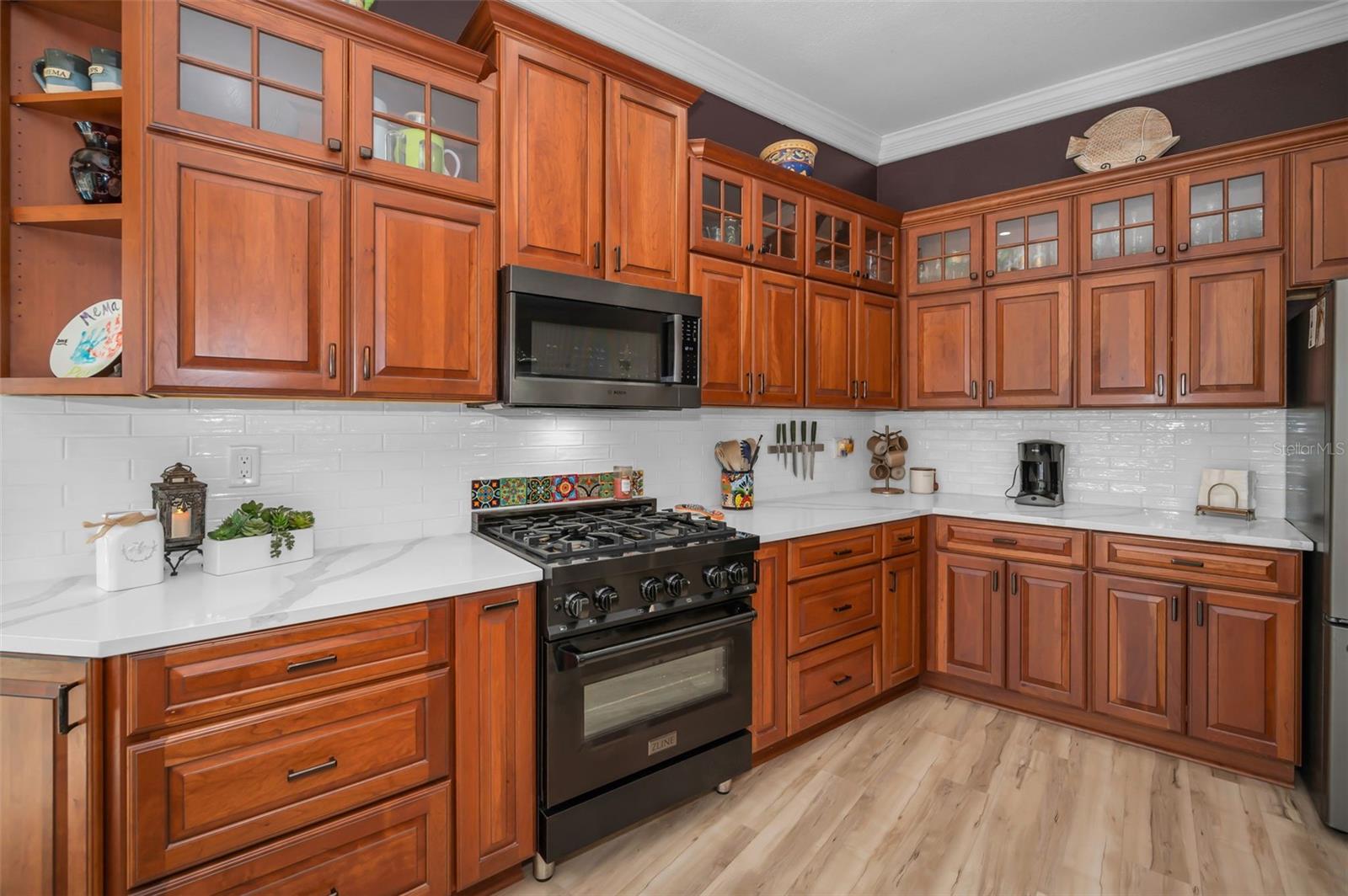 BAYSHORE TERRACE - Residential