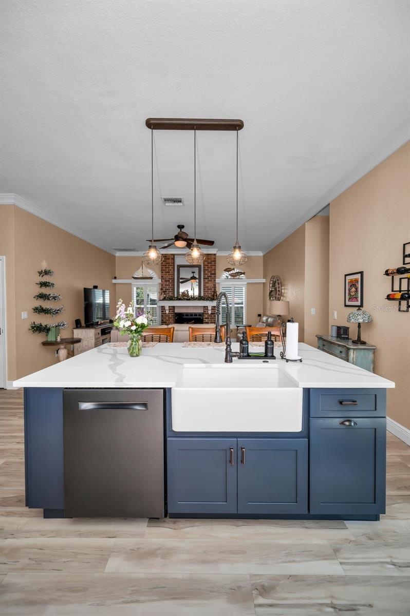 BAYSHORE TERRACE - Residential