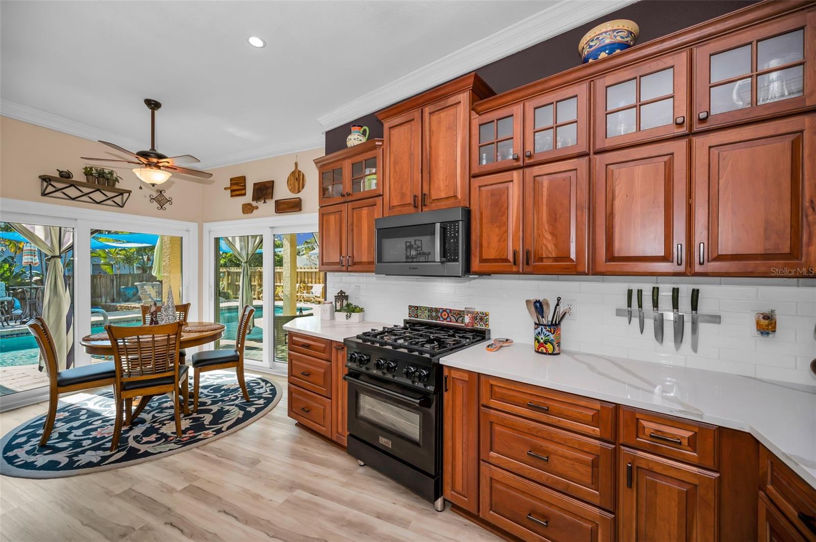 BAYSHORE TERRACE - Residential