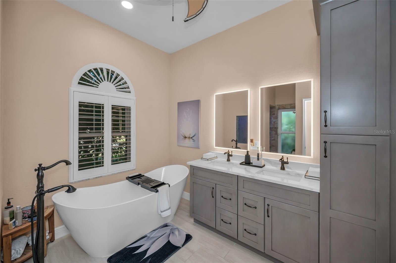 BAYSHORE TERRACE - Residential