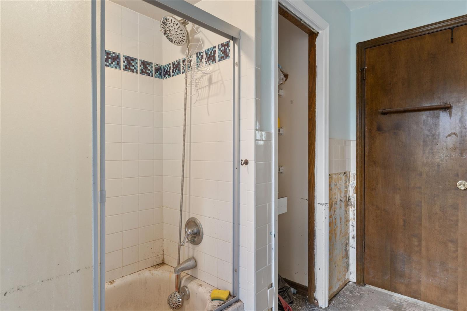 RIVERHAVEN VILLAGE - Residential