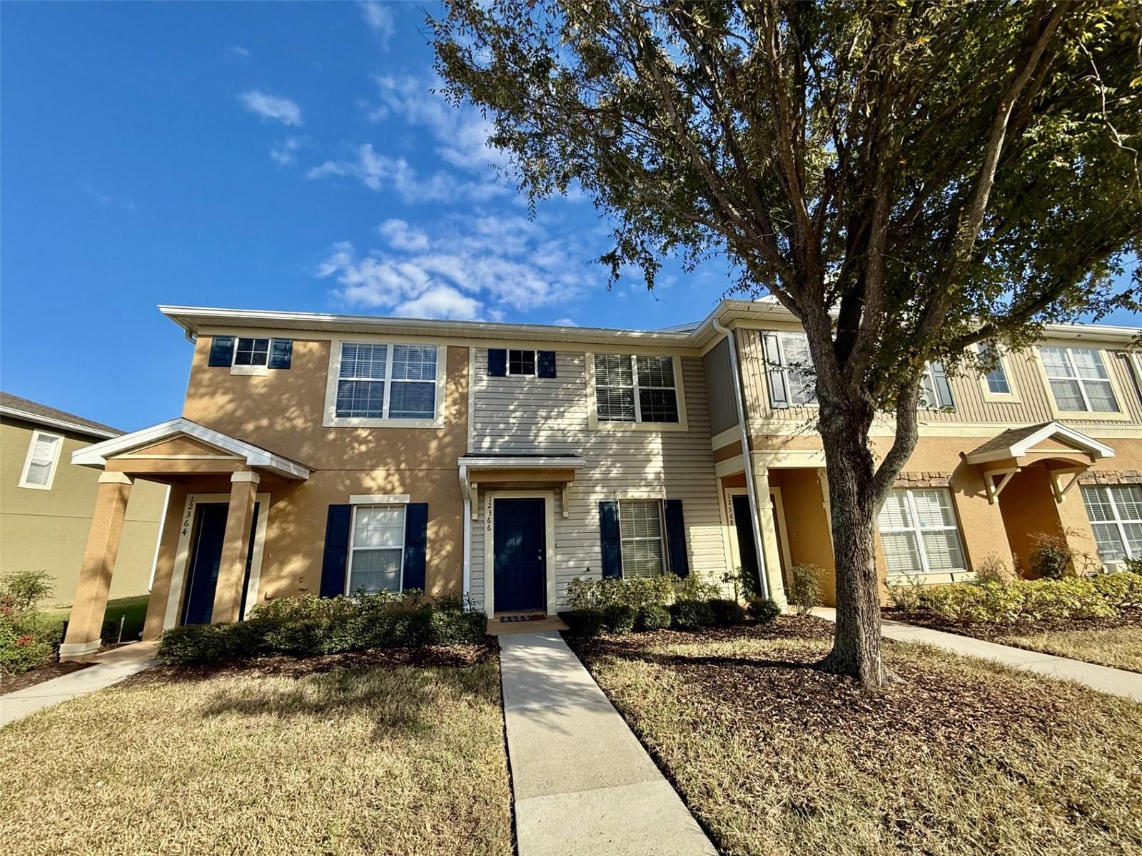 PANTHER TRACE PH 1 TOWNHOME - Residential Lease