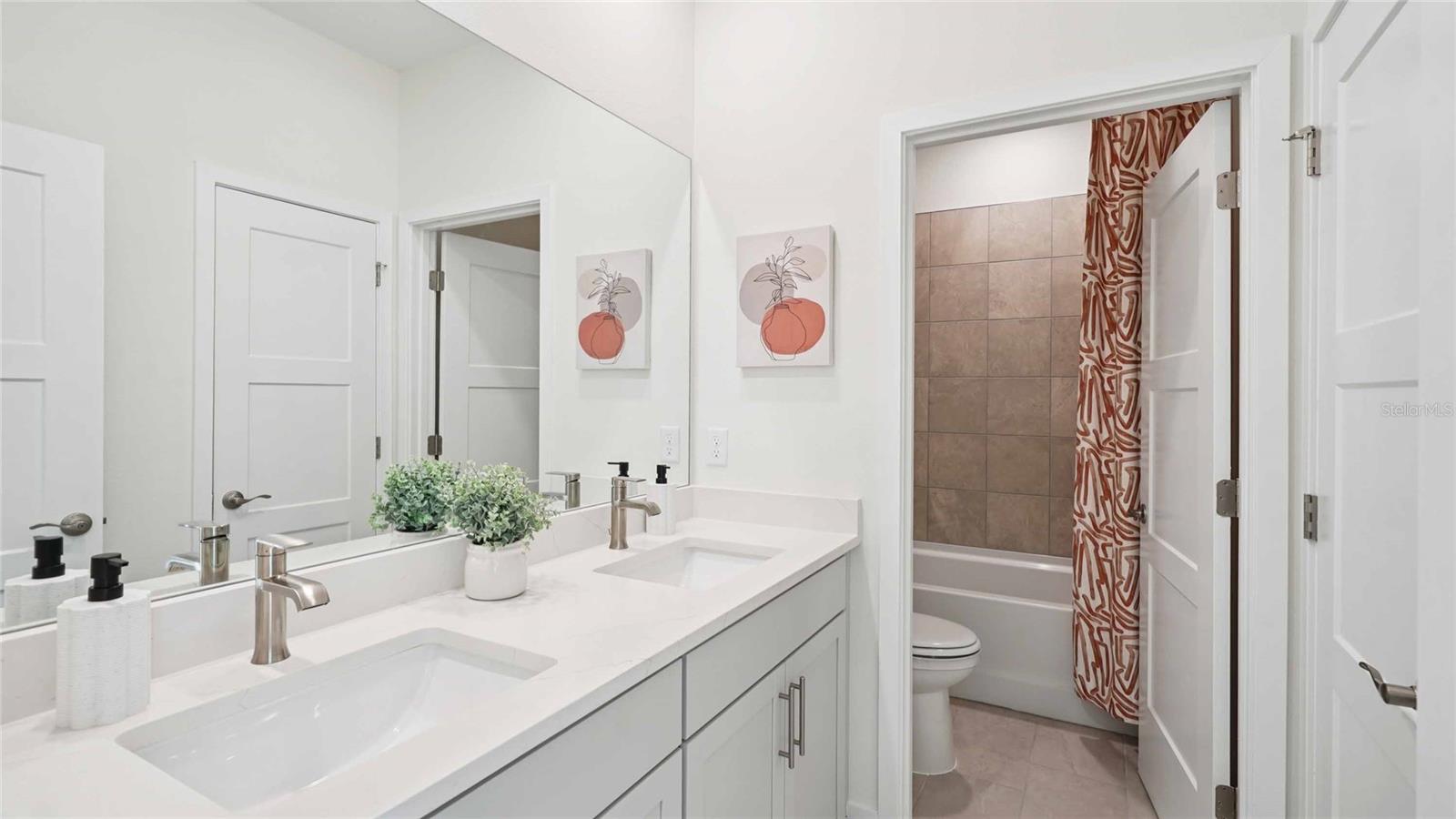 SANDAL KEY - Residential