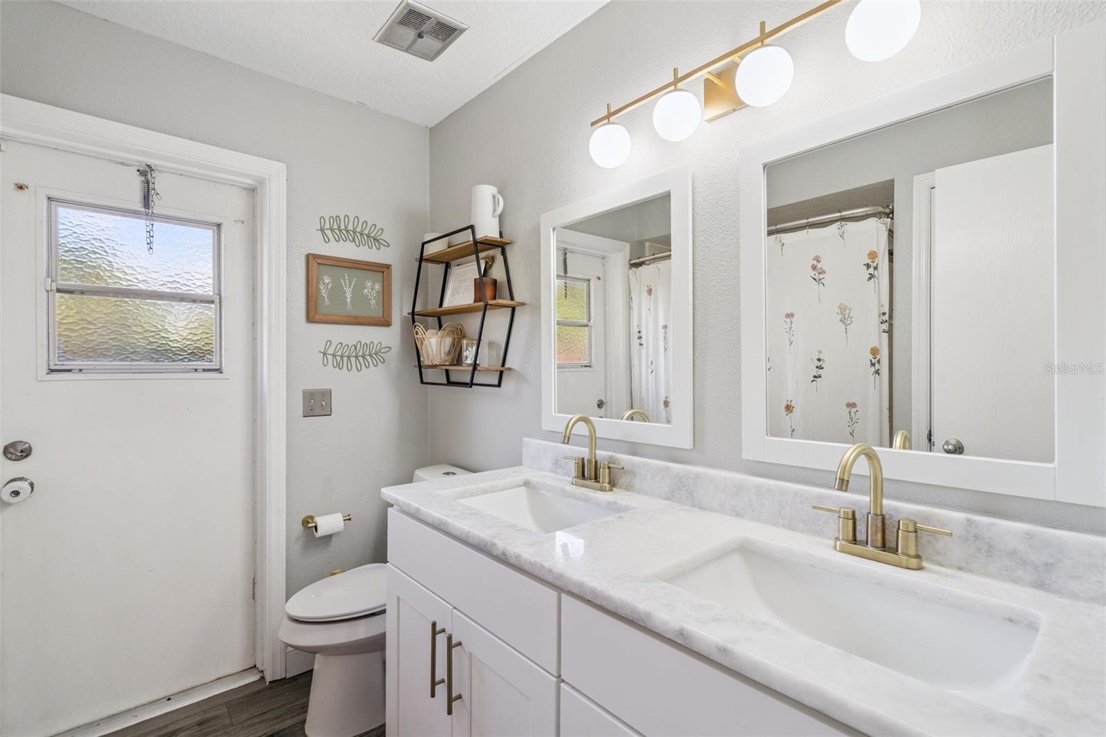 OAK FOREST UNIT 3 - Residential