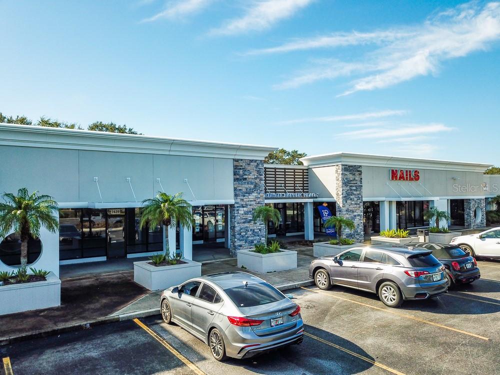 Join MAXhealth in this reenergized retail/office plaza on Manatee Avenue
in West Bradenton! MAXhealth recently opened a new 7,000+/- SF office,
bringing much more traffic and activity here. This new medical tenant,
multiple fitness concepts, combined with existing national tenants, Subway
& Edward Jones, are completely changing the dynamics of the plaza.
The plaza boasts prominent monument signage on Manatee Ave, as well as
access into the plaza off of Village Green Parkway, 75th Street West AND
Manatee Avenue. The adjacent property was recently purchased by
Manatee Memorial Hospital. That along with a brand new Wawa gas
station, sets the stage for significantly more traffic to the plaza. Across the
street, a brand new Target is slated to open sometime in 2023.
Pass thru expenses estimated at only $4.07 for 2023