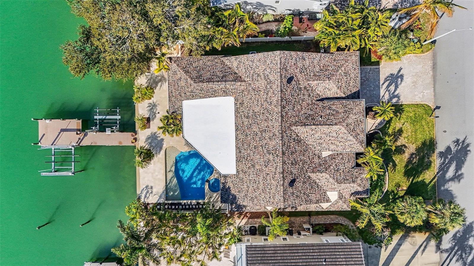 SANDS POINT - Residential