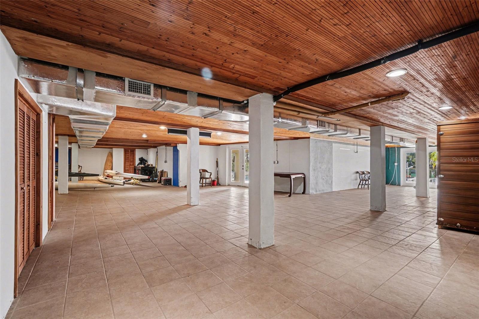 SANDS POINT - Residential