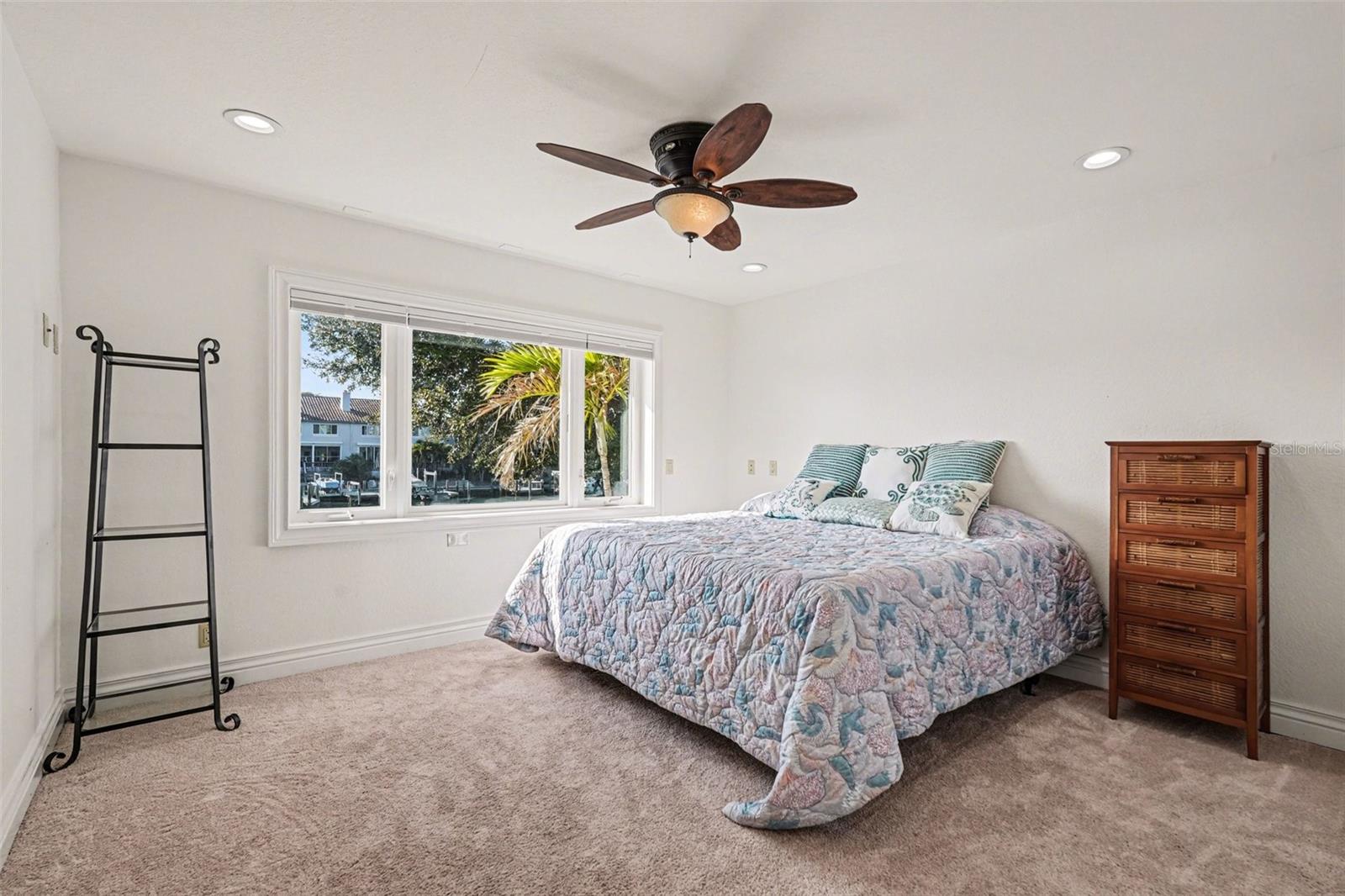 SANDS POINT - Residential