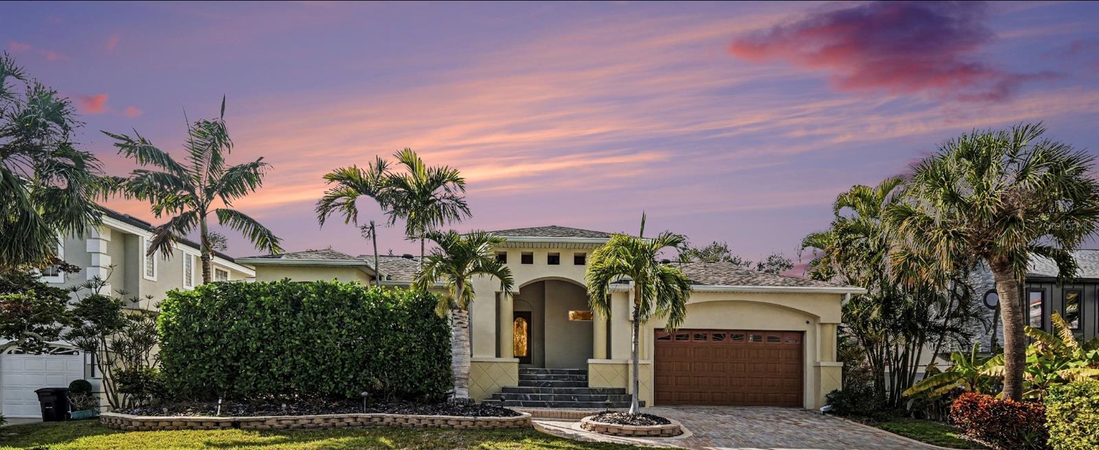 SANDS POINT - Residential