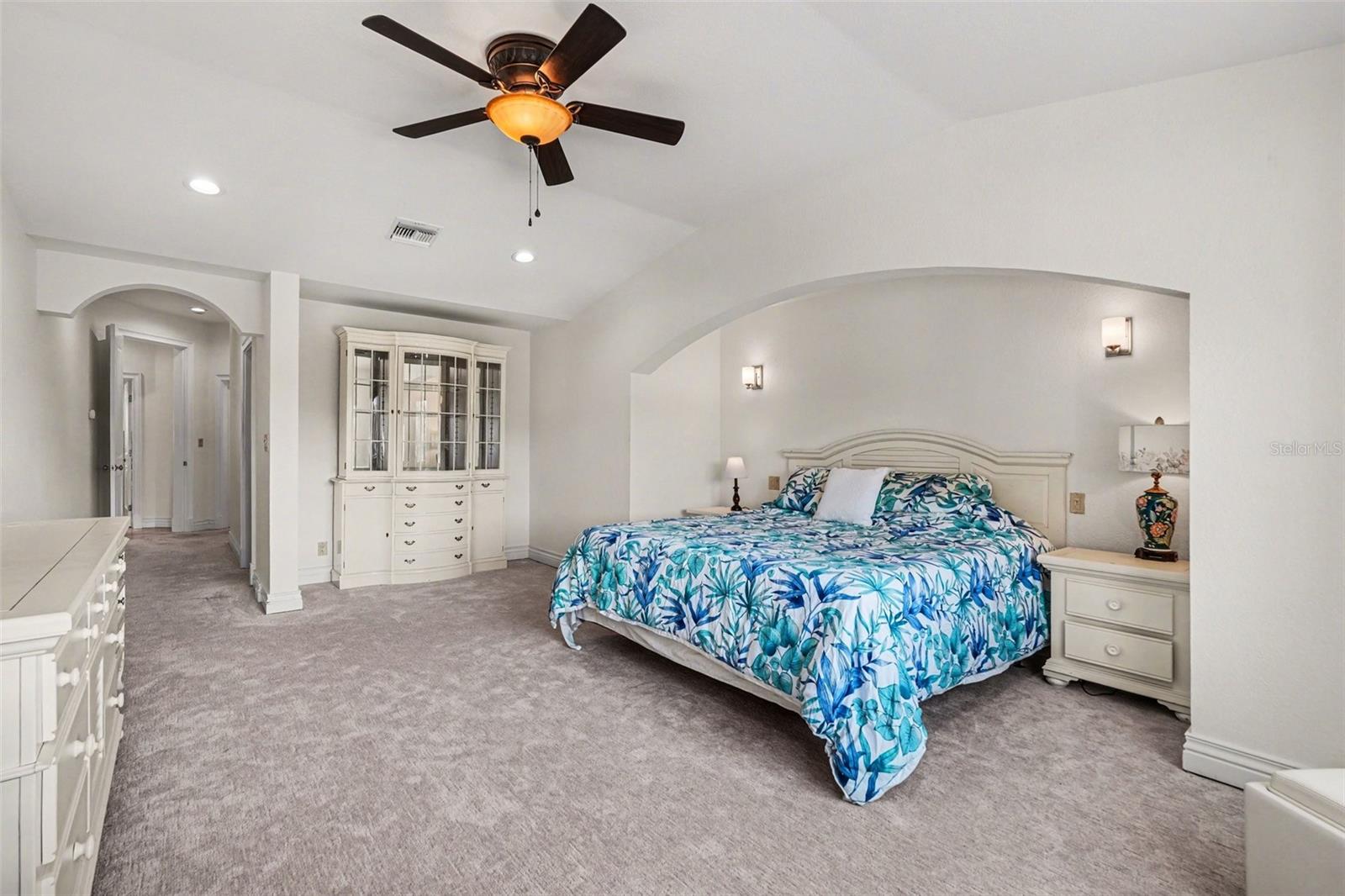 SANDS POINT - Residential