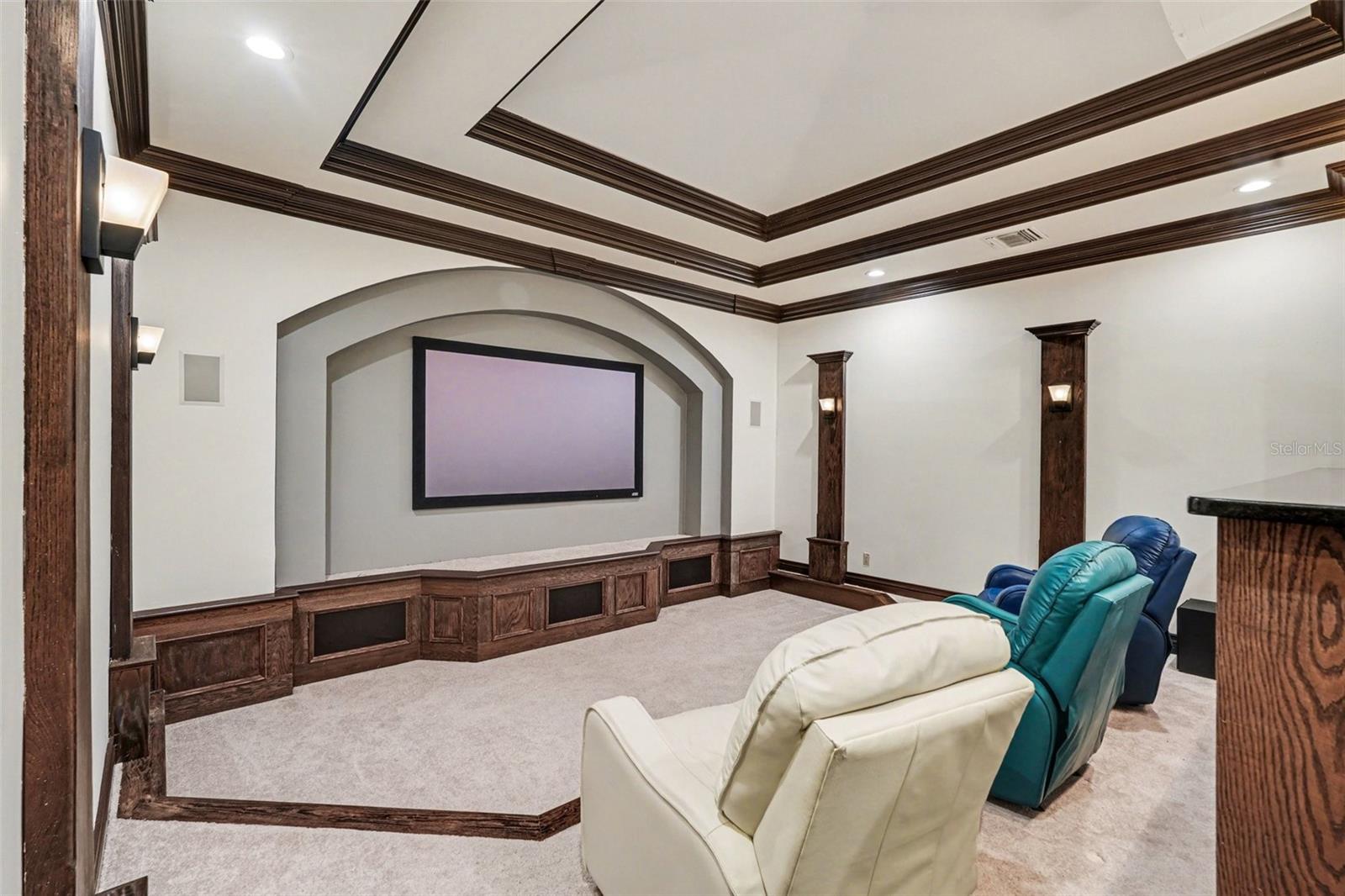 SANDS POINT - Residential