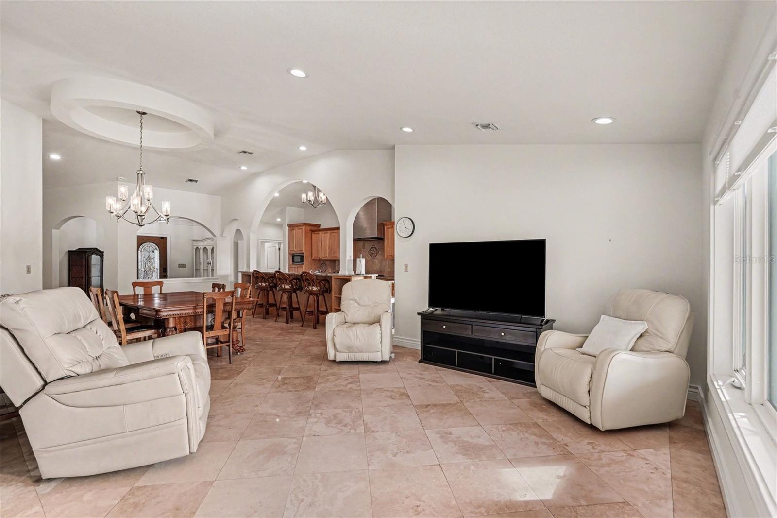 SANDS POINT - Residential