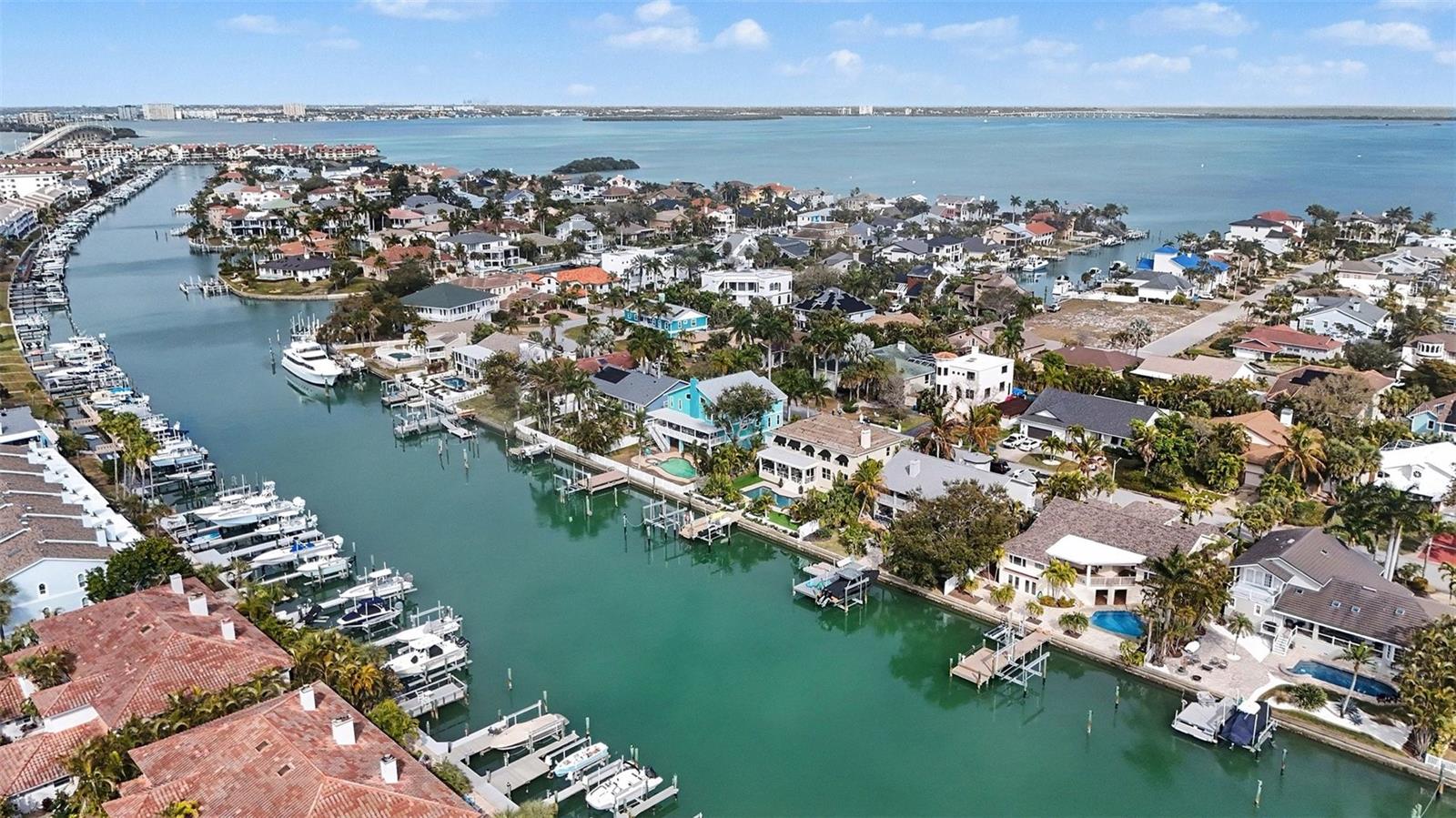 SANDS POINT - Residential