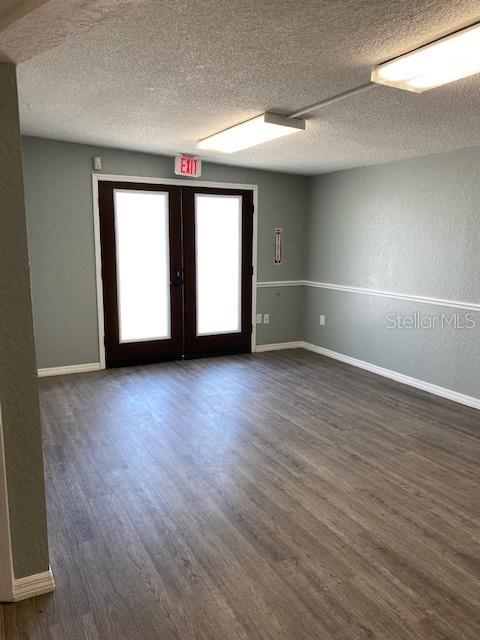 SHAMROCK HEIGHTS - Commercial Lease