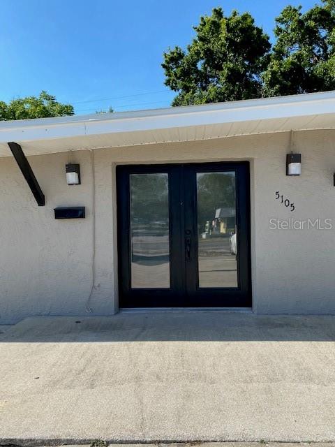 SHAMROCK HEIGHTS - Commercial Lease