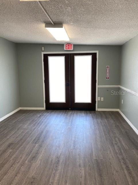 SHAMROCK HEIGHTS - Commercial Lease