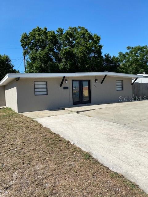 SHAMROCK HEIGHTS - Commercial Lease