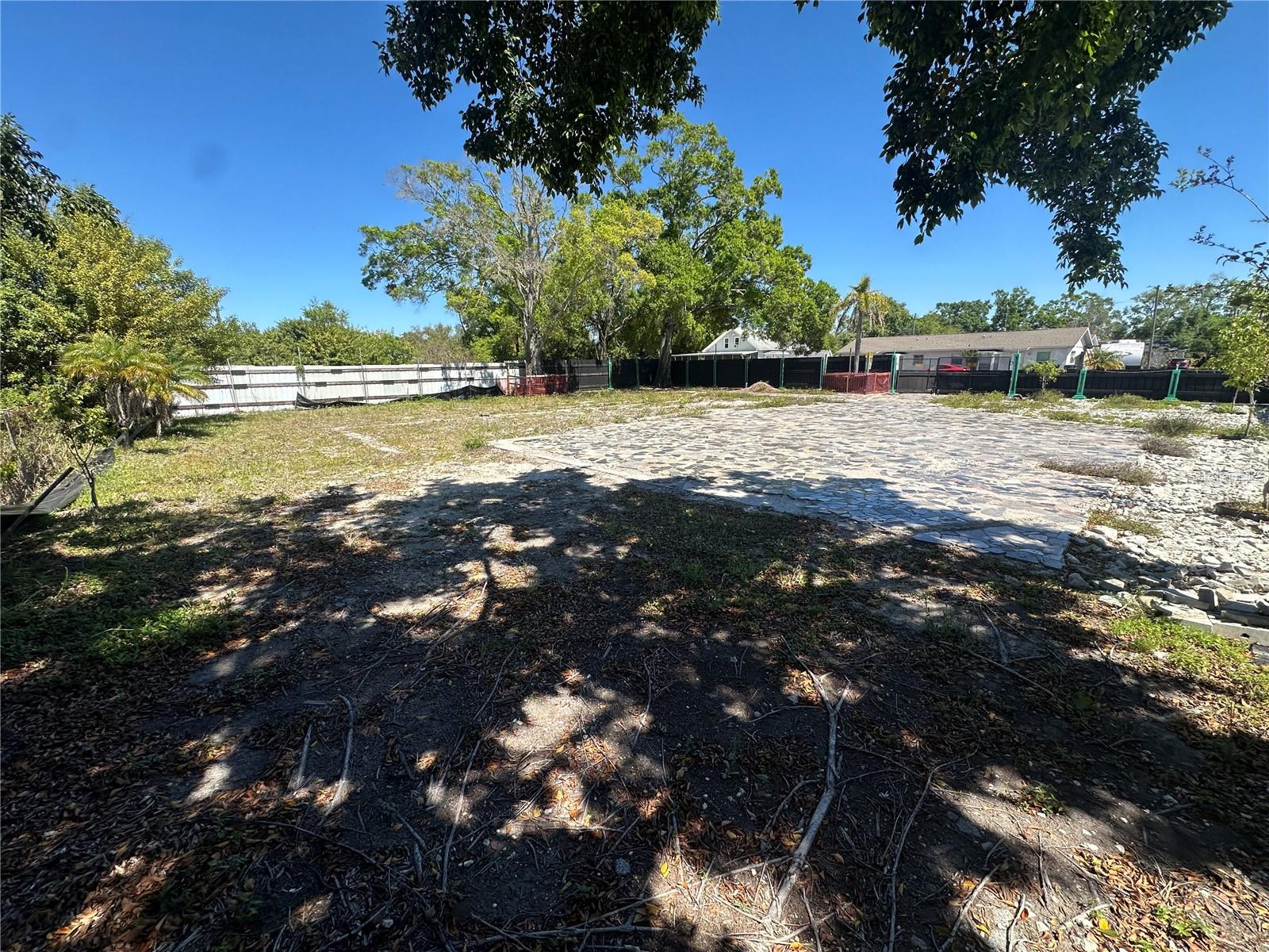 WASHINGTON TERRACE - Land