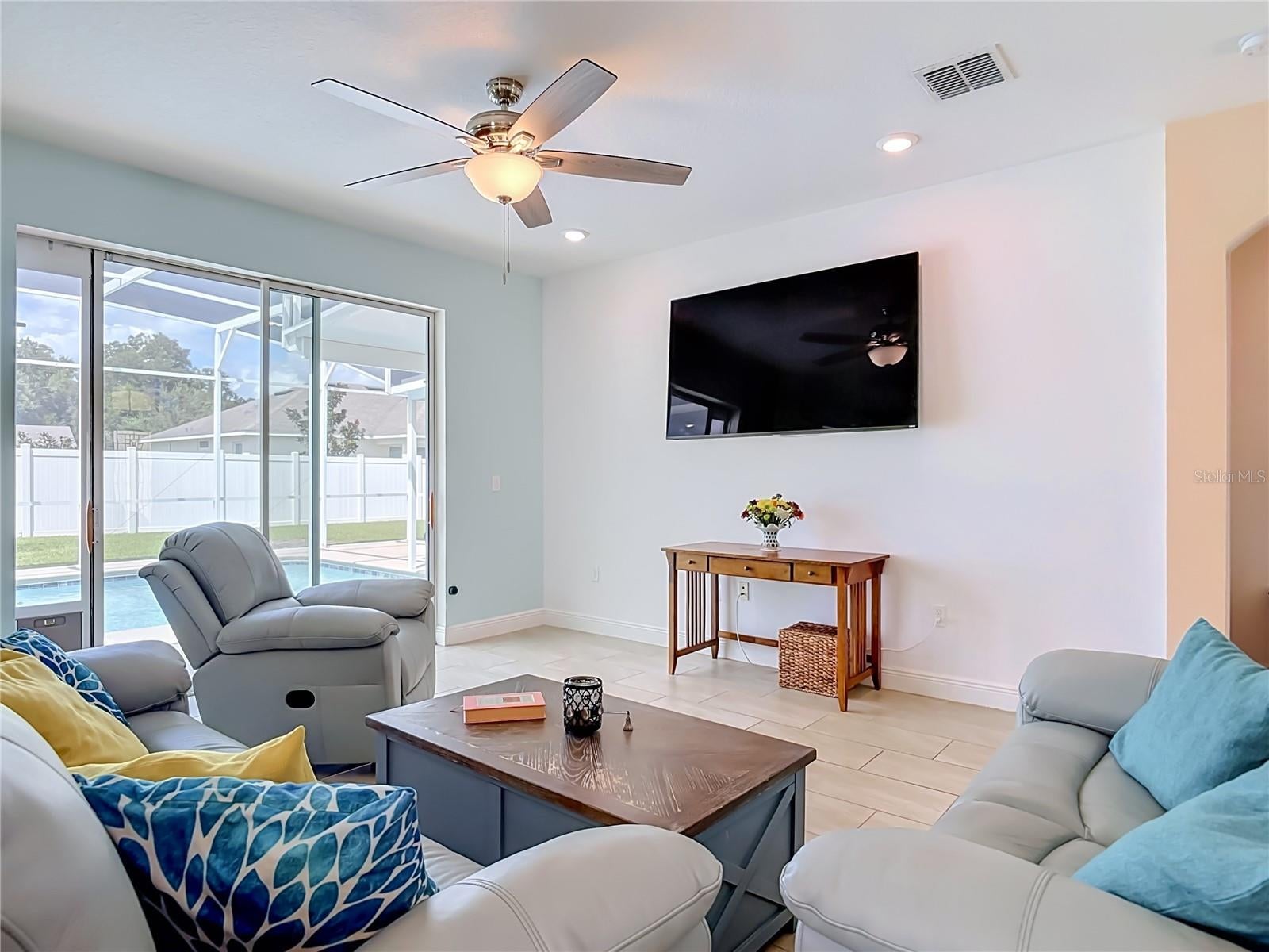 1611 LADY FERN TRL