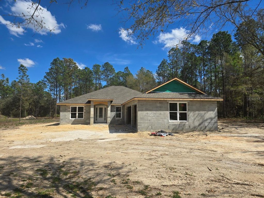 Photo of 8435 SW 130 Terrace, Dunnellon, FL 34432 (MLS # O6389876)