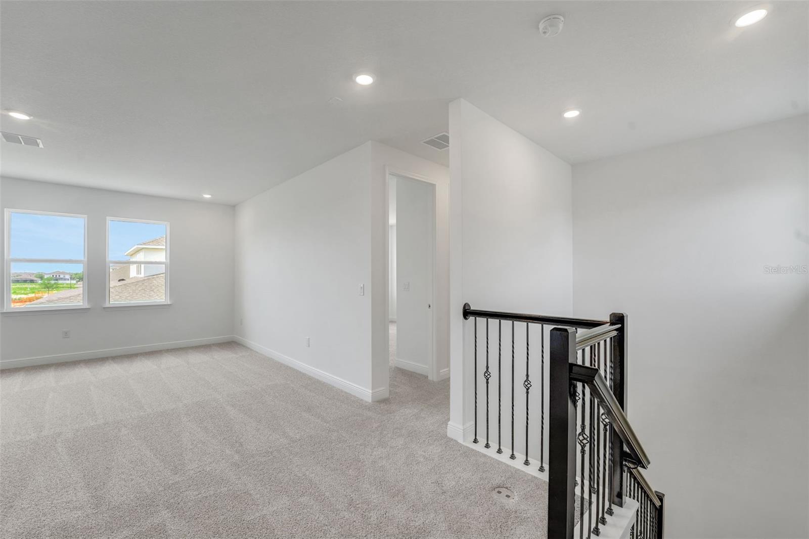 AVALON WOODS - Residential