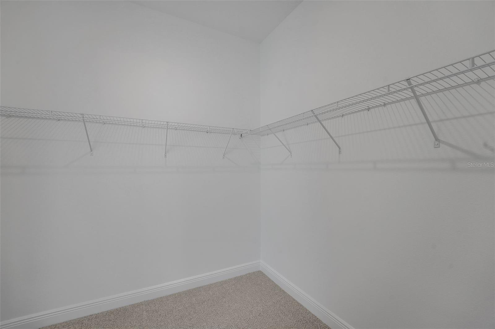 AVALON WOODS - Residential