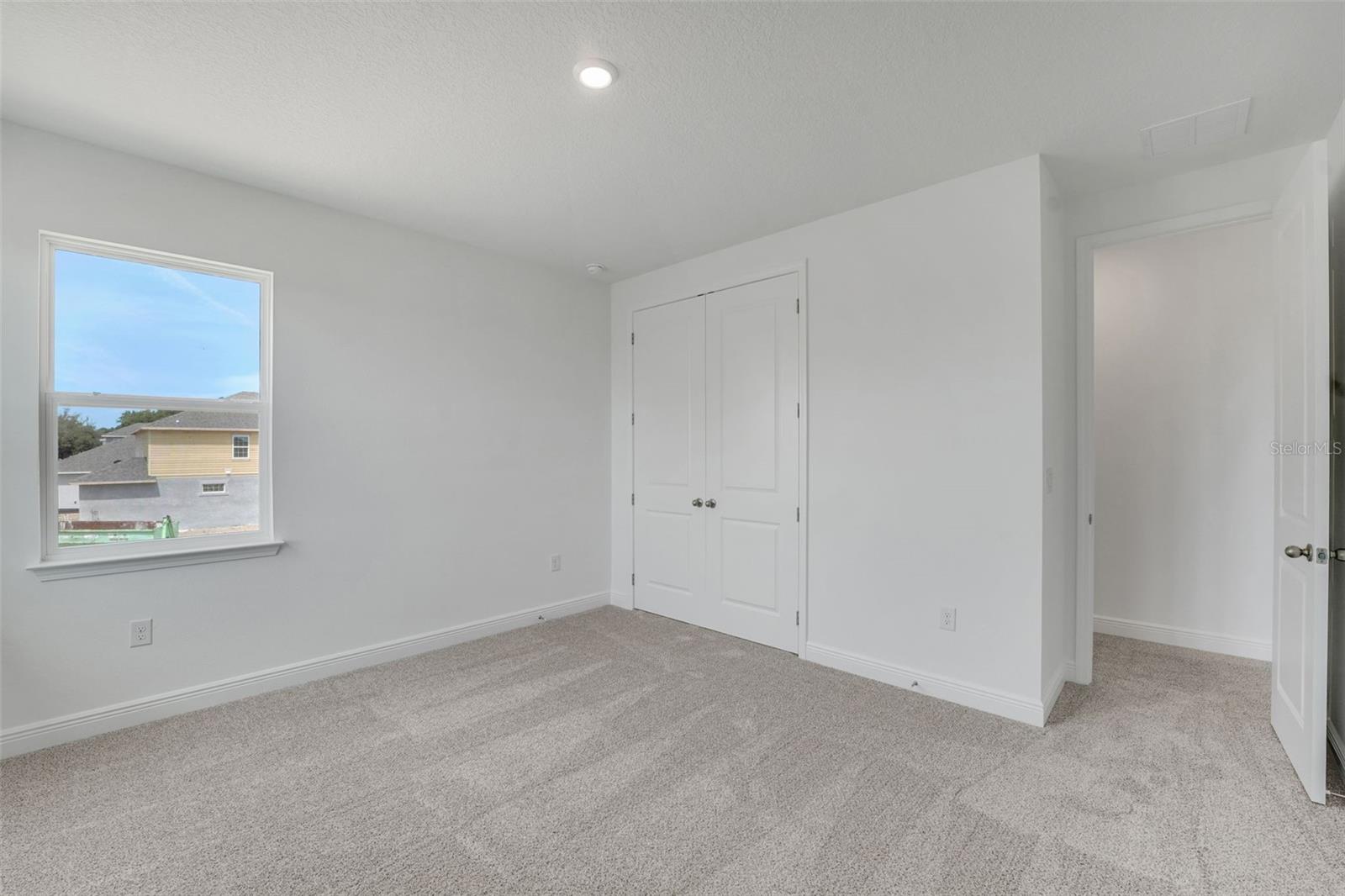 AVALON WOODS - Residential