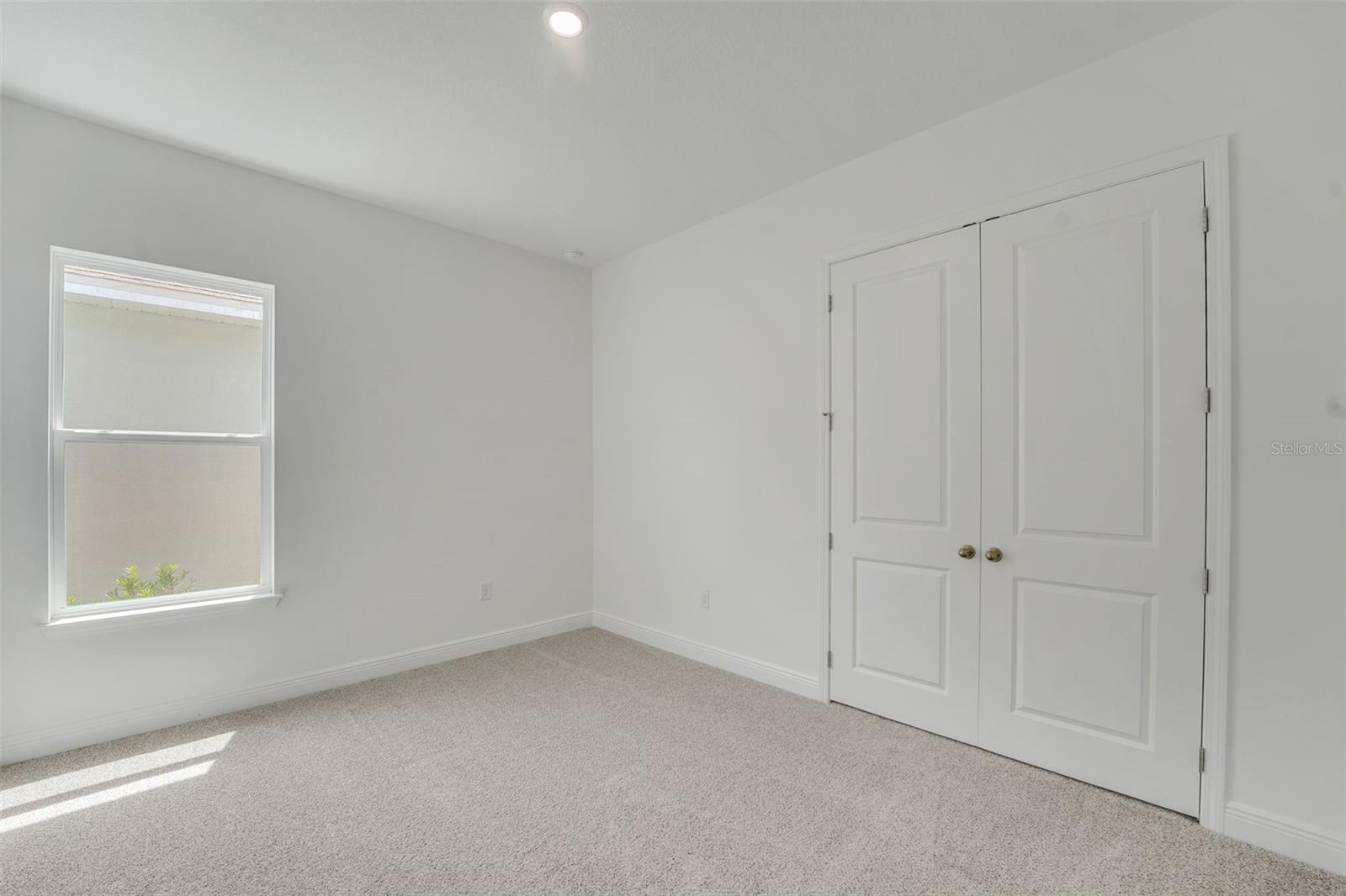 AVALON WOODS - Residential