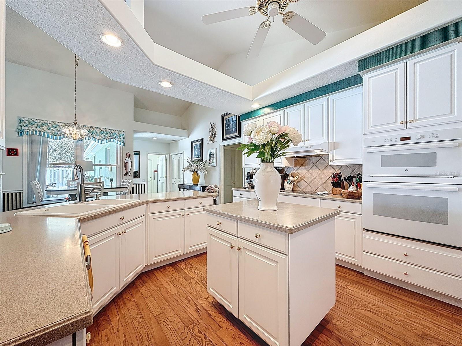 OAK LAKES RANCHETTES - Residential